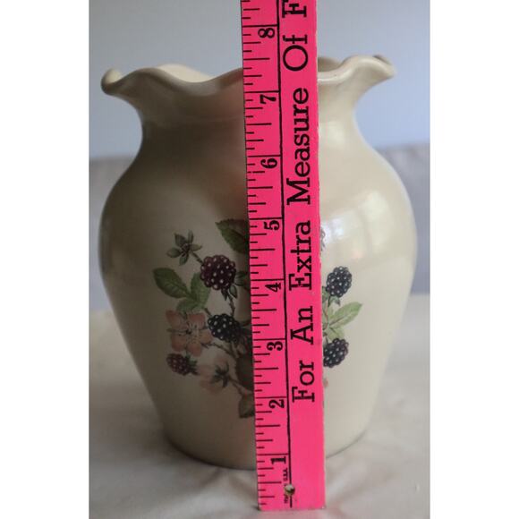 Vintage 80s 90s Vase Studio Pottery Floral Blackberries Wavy Scalloped Ruffled - Picture 4 of 7